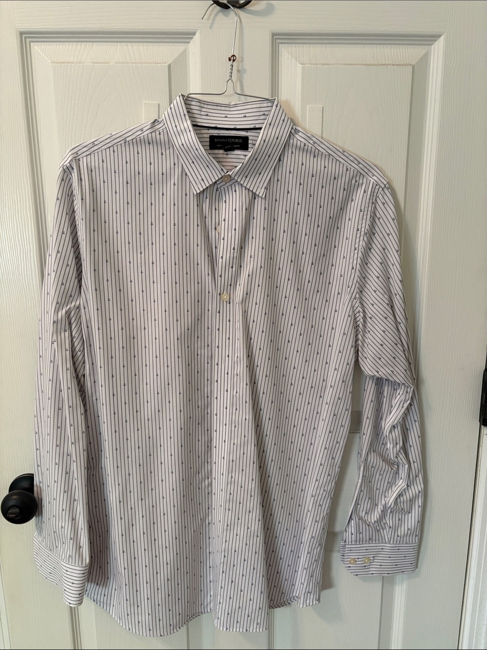 EUC Banana Republic dress shirt